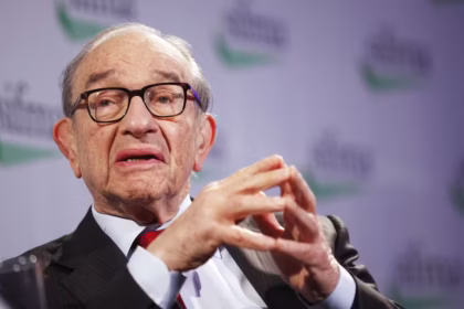 O fim de uma era: por que Alan Greenspan representa o auge e a crise do neoliberalismo financeiro